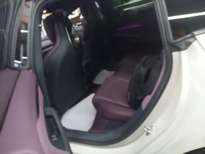 Used Xiaomi Auto SU7 2024 Rear-Drive Long-Range Intelligent Driving Version — 16