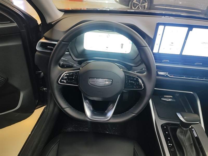Used Geely Auto Emgrand 2026 Model 4th Generation 4 Millionth Anniversary Edition 1.5L CVT Feiyue Edition — 10
