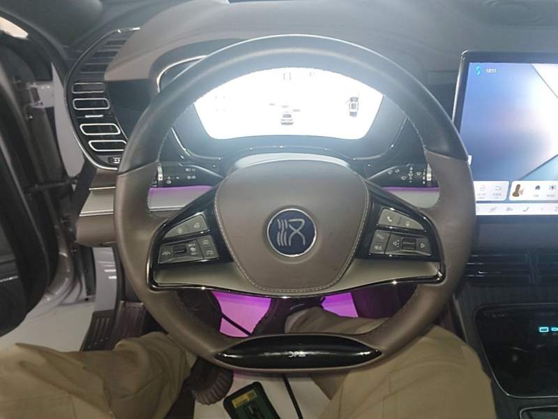 Used BYD Han 2025 EV 605KM Prestige Model — 10