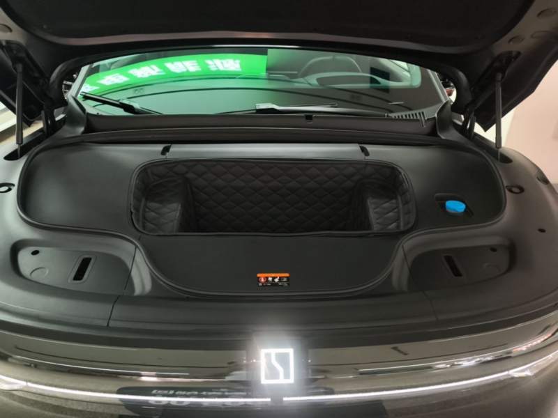 Used Zeekr 7X 2025 100 kWh Long-Range Rear-Wheel Drive with Intelligent Driving Features — 19
