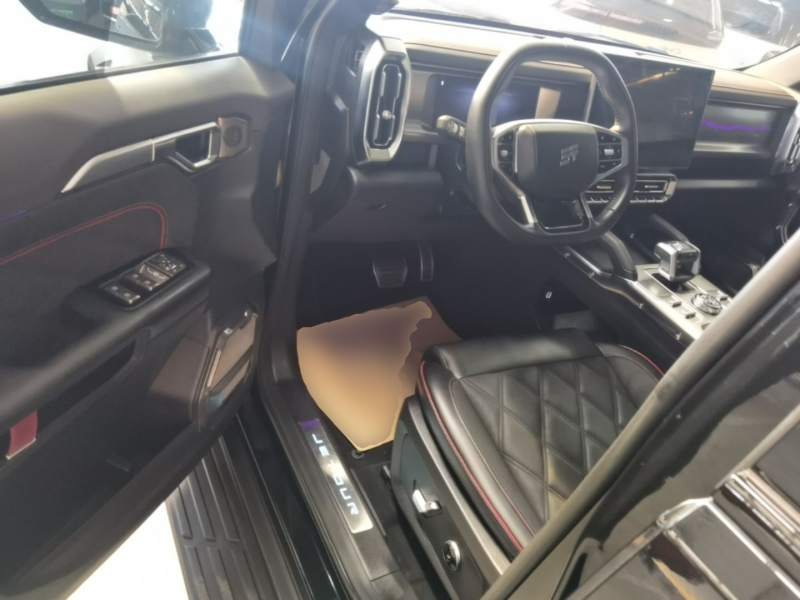 Used JETOUR Traveler 2026 Model 2.0TD XWD Cross-Country — 15