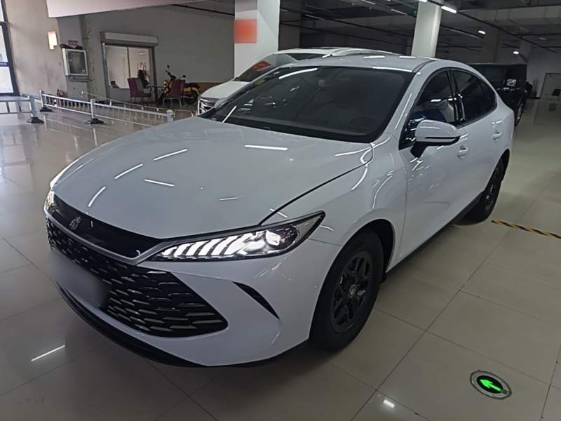 Used BYD Qin PLUS 2025 DM-i Smart Drive 55KM Leading Model — 1