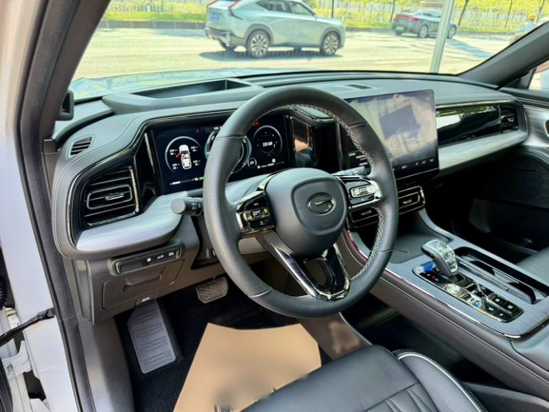Used GAC Trumpchi GS8 2022 Dual-Engine Series 2.0TM Two-Wheel Drive Prestige Edition (7 Seats) — 44