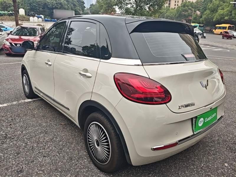 Used Wuling Bingo 2023 410 km Lingxi Deluxe Edition — 4