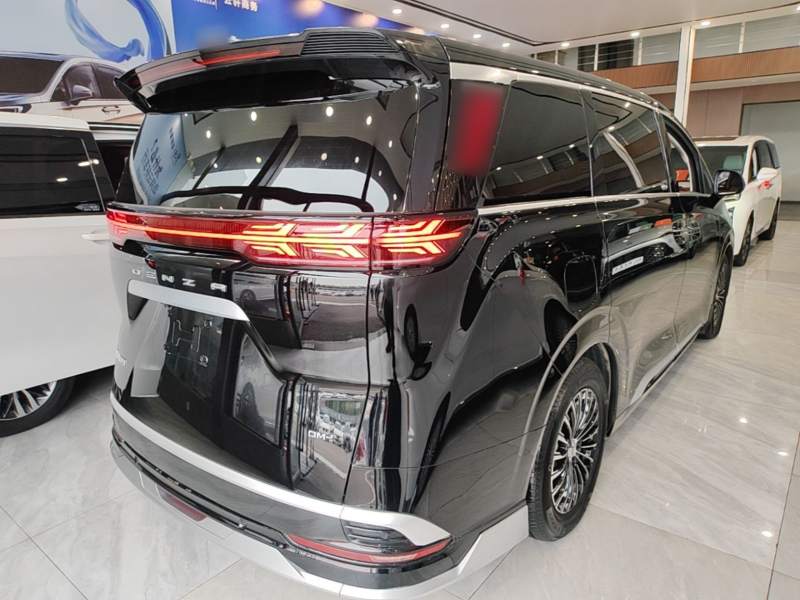 Used Denza D9 2024 DM-i 1050 Luxury Model — 6