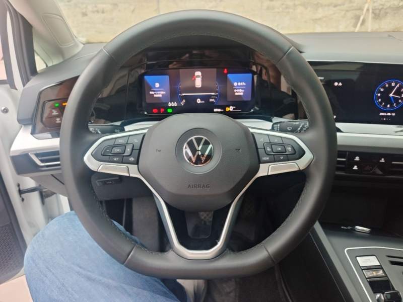 Used Volkswagen Golf 2023 Facelift 280TSI DSG Pro — 10