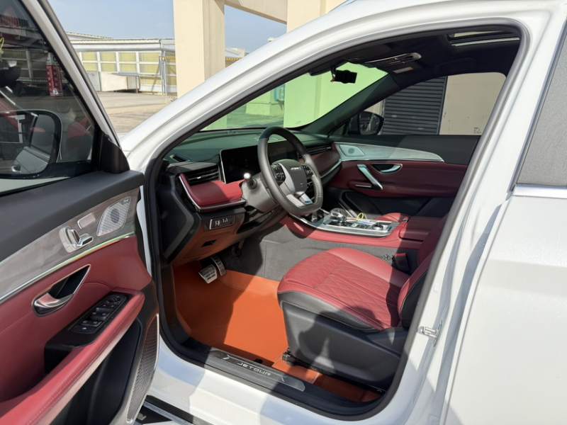 Used JETOUR X70 PLUS 2023 1.5T DCT Brave PLUS 5-Seater — 37