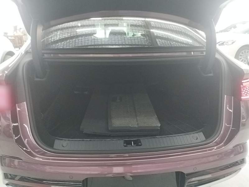 Used BYD Seal 2023 DM-i 1.5T 121km Prestige Model — 18