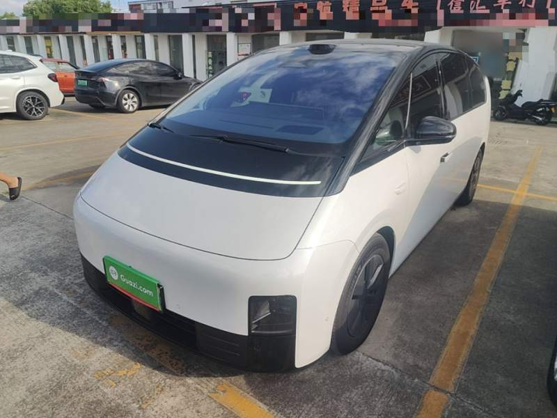 Used Li Auto MEGA 2025 Home Family Special Edition