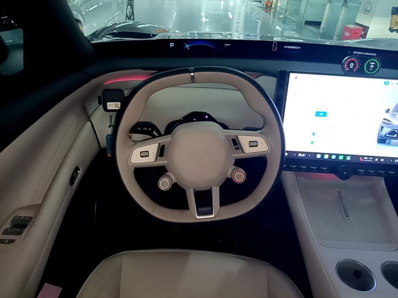 Used Xiaomi Auto YU7 2025 Ultra-Long Range Rear-Wheel Drive Version — 10