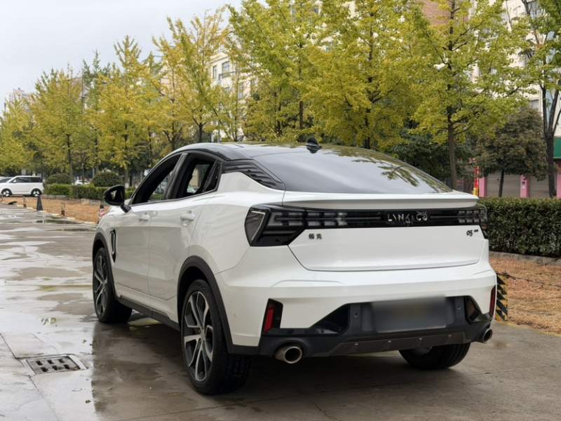Used Lynk & Co 05 2022 2.0TD Four-Wheel Drive Dynamic Halo — 6