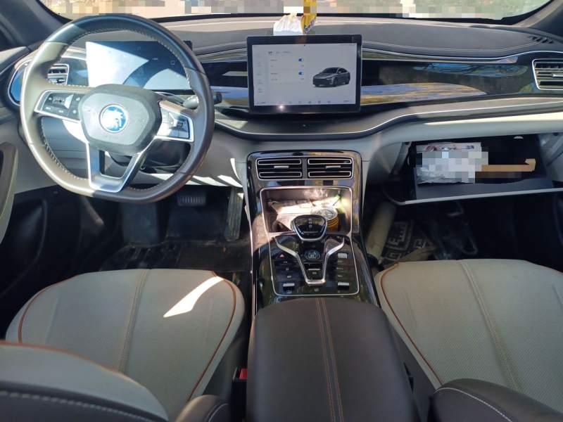 Used BYD Qin PLUS 2023 Champion Edition DM-i 55KM Superior Model — 10