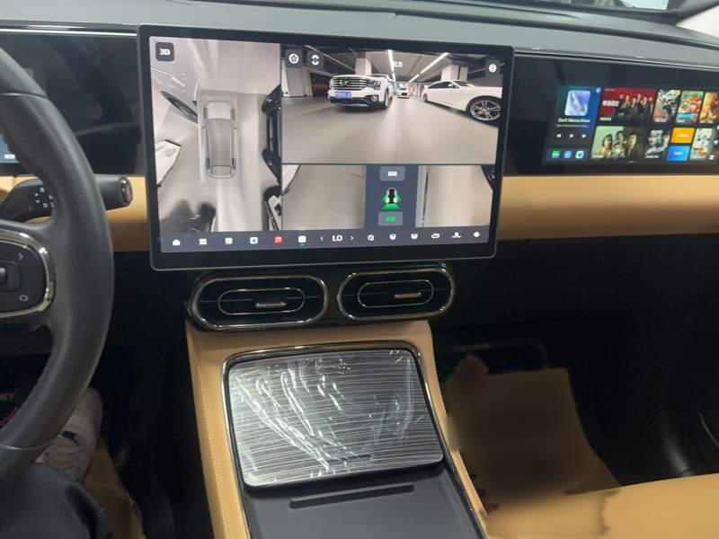 Used Leapmotor C11 2024 All-Electric 580 Luxury Edition — 4