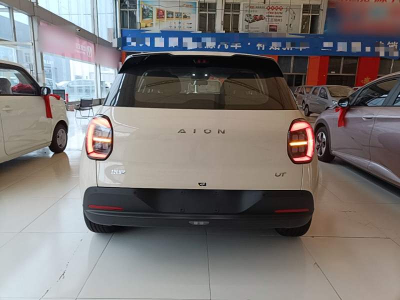 Used AION UT 2025 420 Smart Edition — 5