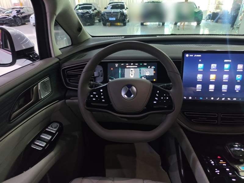 Used Denza D9 2022 DM-i 970 Four-Wheel Drive Flagship Model — 10