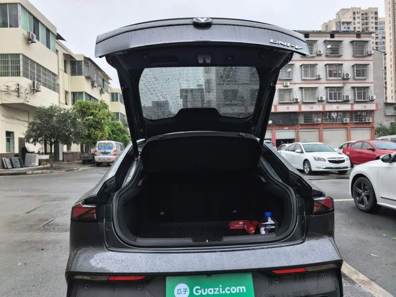 Used CHANGAN UNI-V 2022 1.5T Prestige Version — 18