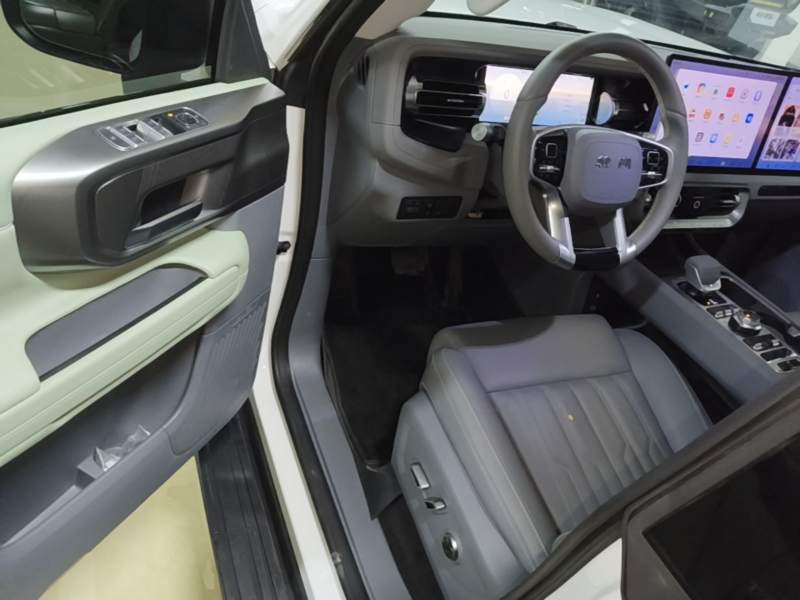Used BAIC Off-Road BJ40 2026 2.0T Giant Screen Standard Version — 15