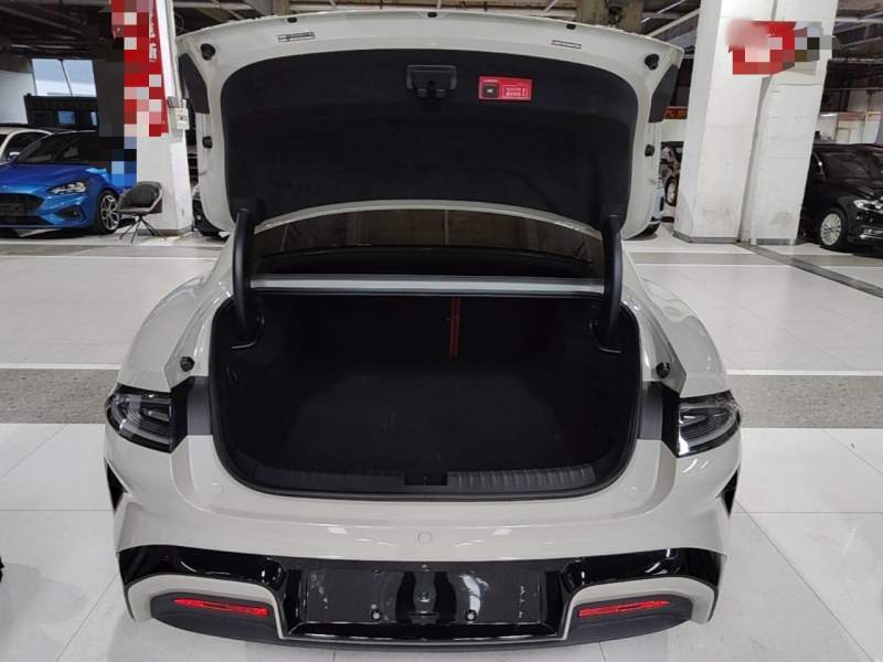 Used Xiaomi Auto SU7 2024 Four-Wheel Drive Ultra-Long Range Advanced Intelligent Driving Max Edition — 18