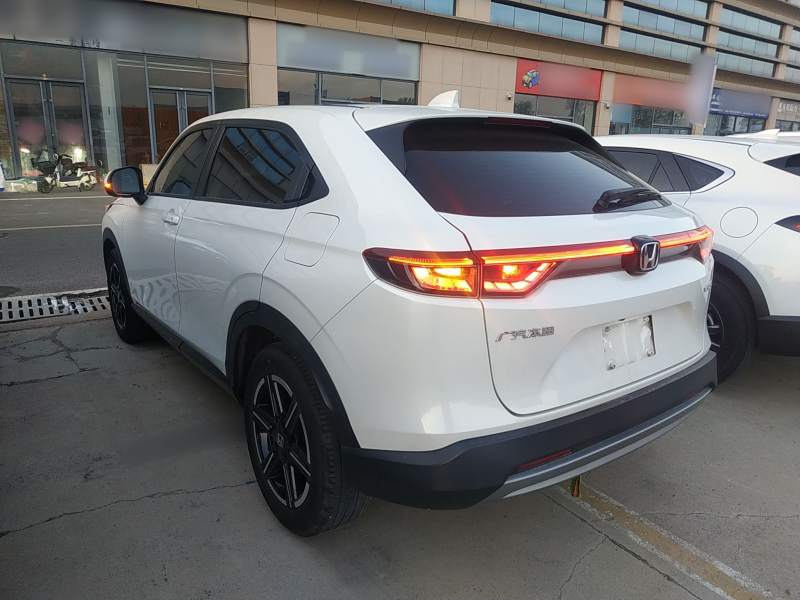 Used Honda Vezel 2023 1.5L CVT Pioneer Edition — 4