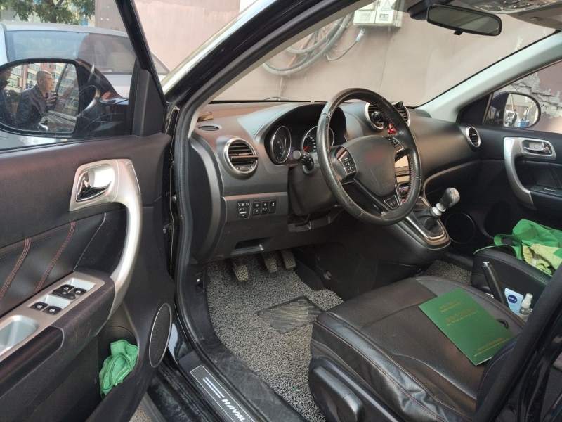 Used Haval H6 2015 Upgraded Model 1.5T Manual Two-Wheel Drive Elite Version — 17