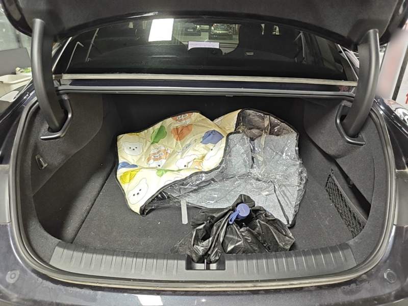 Used Xiaomi Auto SU7 2024 Rear-Drive Long-Range Intelligent Driving Version — 18