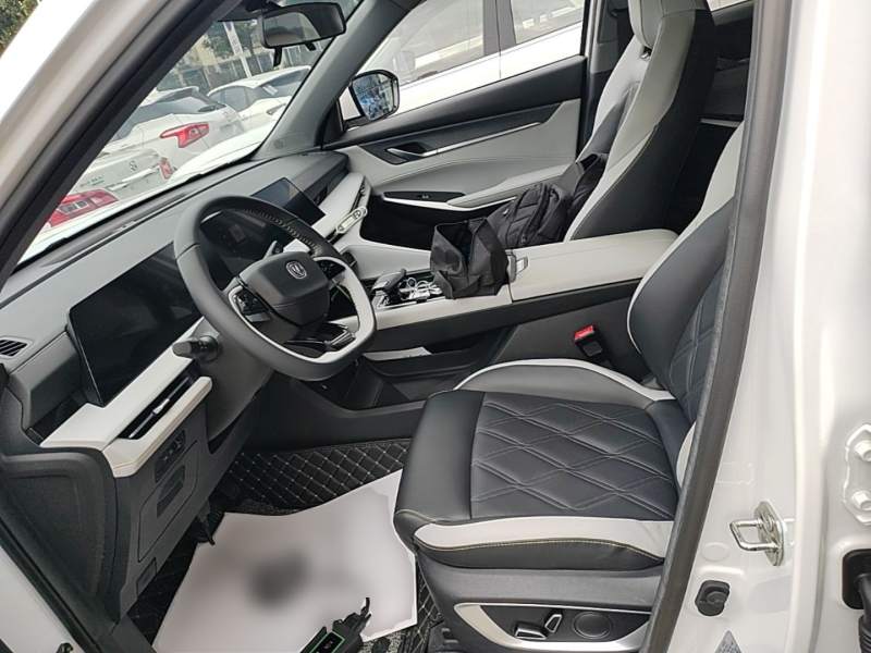 Used CHANGAN CS75 PLUS 2023 3rd Generation 1.5T Automatic Prestige Model — 14
