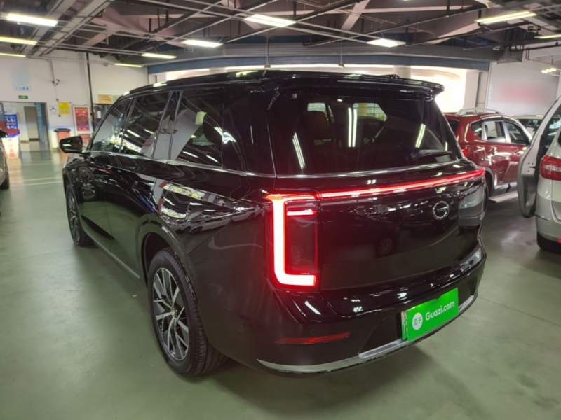 Used GAC Trumpchi S9 2025 Model Qiankun Ultra 6-Seater — 4