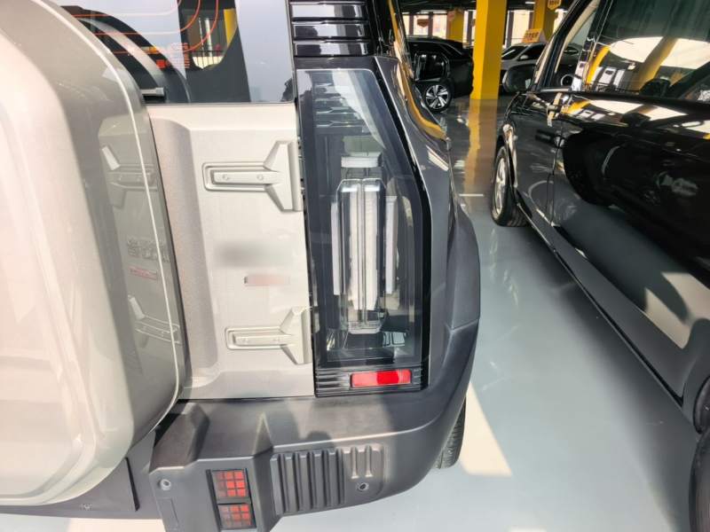 Used JETOUR Traveler 2023 2.0T All-Wheel-Drive CrossPRO — 7