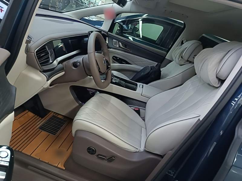 Used Denza D9 2022 DM-i 970 Four-Wheel Drive Flagship Model — 15