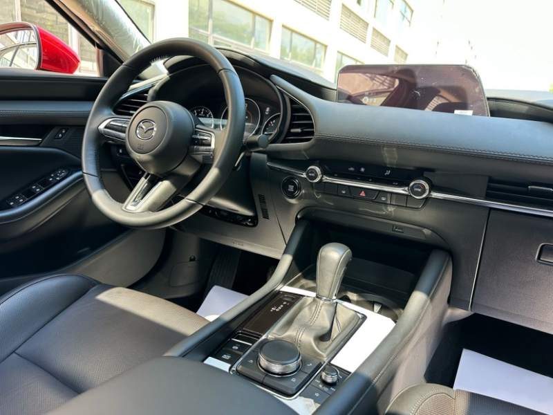Used Mazda 3 Axela 2023 2.0L Automatic ZhiZhen Edition — 37