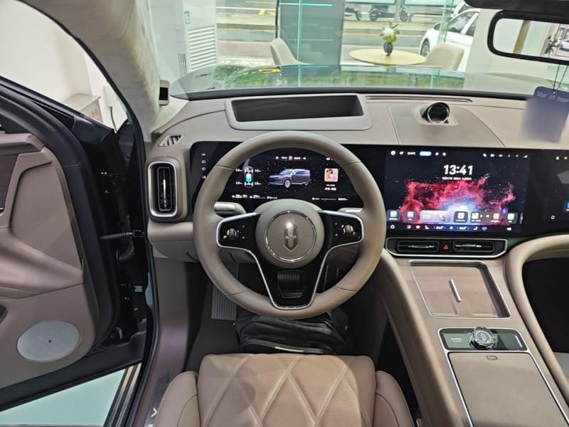 Used Hima AITO M9 2025 Extended-Range Ultra Version 52 kWh 5-Seater Edition — 10