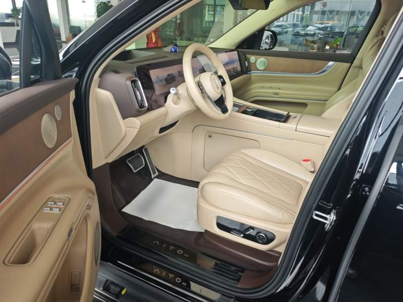 Used AITO/LUXEED/MAEXTRO/SAIC/STELATO AITO M9 2024 Range-Extended Ultra Version 42 kWh 6-Seater Model — 15