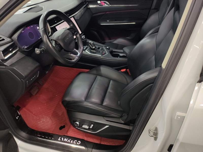 Used Lynk & Co 01 2021 2.0TD Two-Wheel-Drive Pro Trim — 14