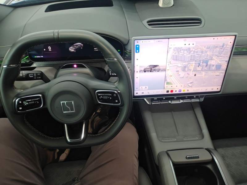 Used Zeekr 7X 2025 100 kWh Long-Range Rear-Wheel Drive with Intelligent Driving Features — 9