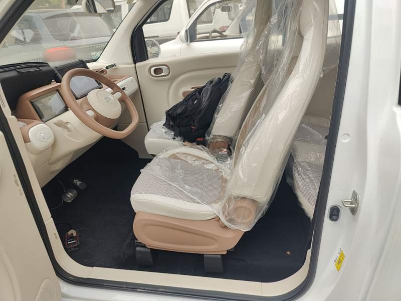 Used Bestune Pony 2025 222km Range Agile Horse — 14