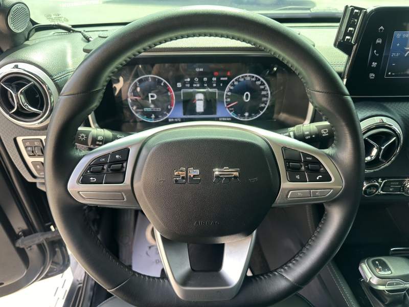 Used BAIC Off-Road BJ40 2023 2.0D Automatic Four-Wheel Drive Blade Hero Edition Adventurer Type — 14