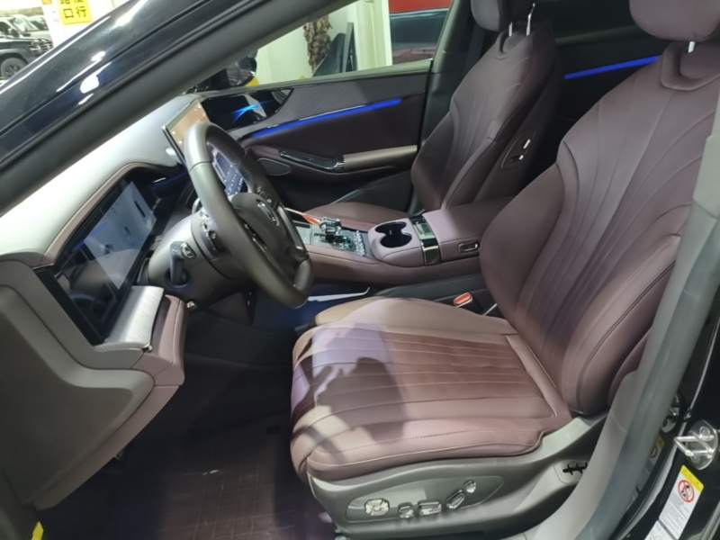 Used Denza Z9GT 2024 1100 Four-Wheel Drive Max Edition — 15