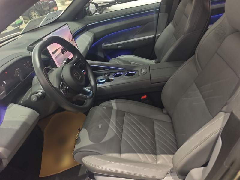 Used Zeekr 001 2024 WE Edition 95 kWh All-Wheel Drive — 14