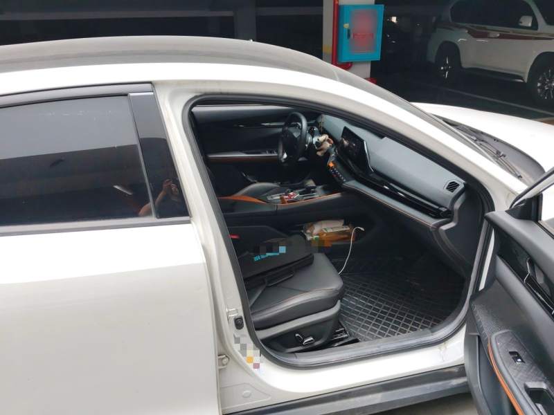 Used CHANGAN UNI-V 2022 1.5T Prestige Version — 20