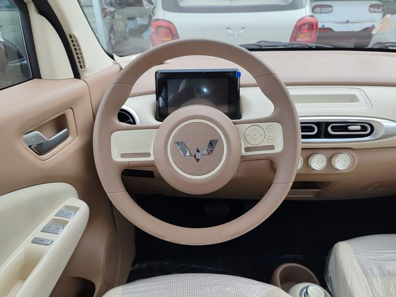 Used Wuling Hongguang MINIEV 2025 Four-Door Version Advanced Edition — 10