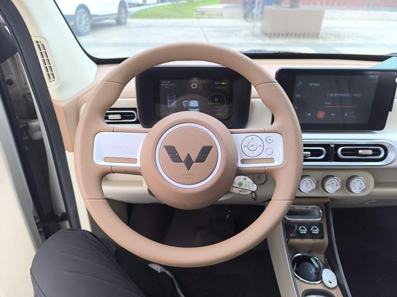 Used Wuling Hongguang MINIEV 2024 3rd Generation 215km Advanced Version — 10