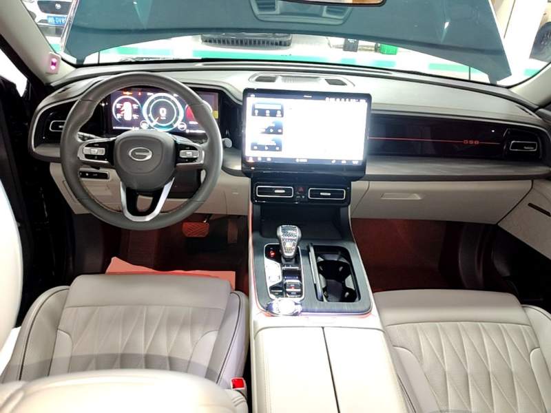 Used GAC Trumpchi GS8 2022 Linghang Series 2.0 TGDI Two-Wheel-Drive Luxury Smart Connectivity Version (7 Seats) — 9