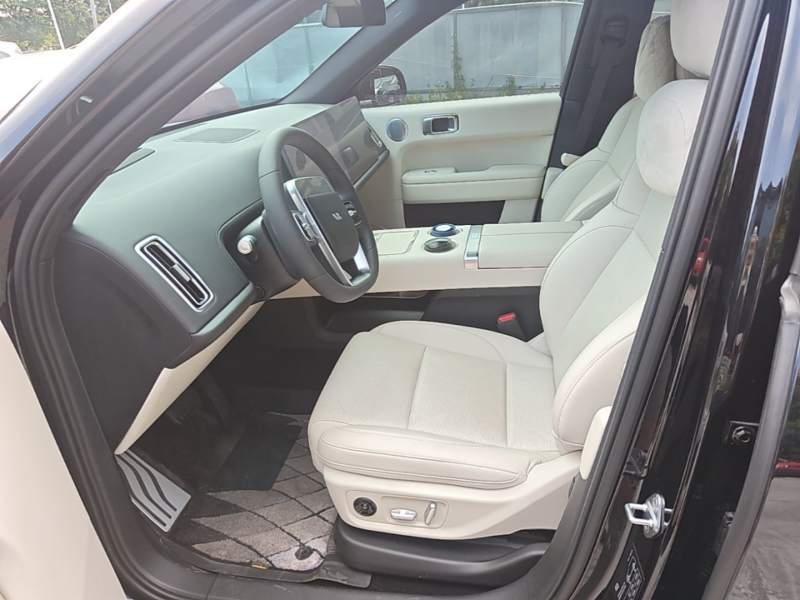 Used Li Auto L6 2025 Pro Smart Refresh Edition — 14