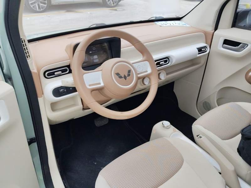 Used Wuling Hongguang MINIEV 2024 3rd Generation 215km Youth Edition — 9