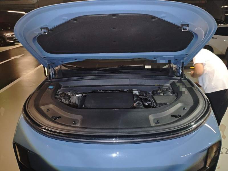 Used Li Auto L9 2022 Max model — 10