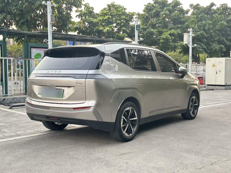 Used AION Y 2023 Plus 510 Smart Edition — 28