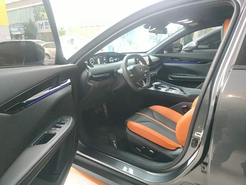 Used CHANGAN UNI-V 2024 1.5T Prestige Sport Edition — 15