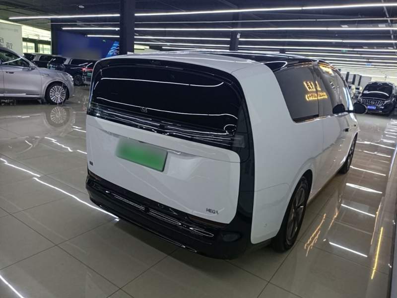 Used Li Auto MEGA 2025 Ultra Smart Refreshed Edition — 6