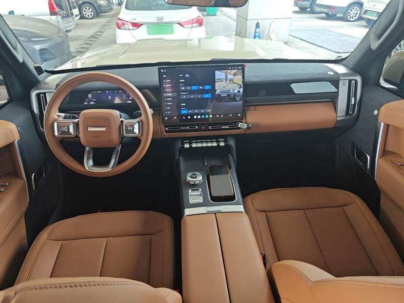 Used iCAR V27 2026 Model 200KM Four-Wheel Drive Falcon 700 — 9