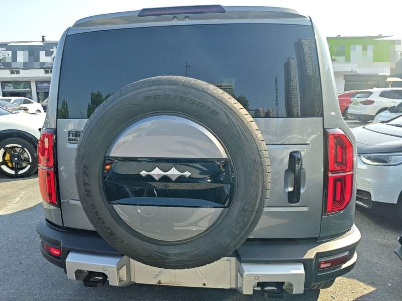 Used Formula Leopard 5 2023 Navigator Edition — 5